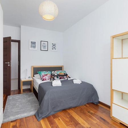 Krakow Blonia Apartment With Balcony By Noclegi Renters Екстер'єр фото