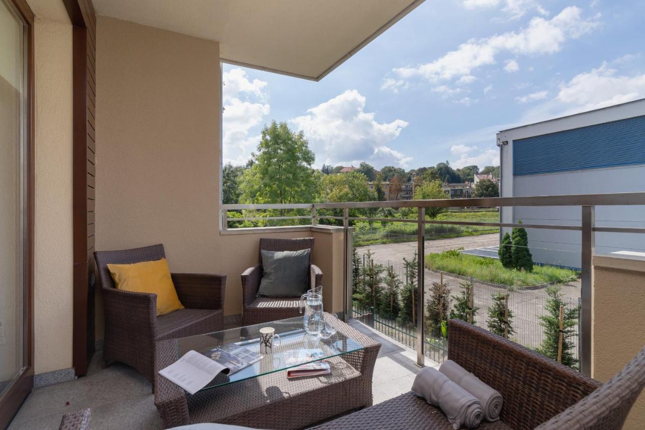 Krakow Blonia Apartment With Balcony By Noclegi Renters Екстер'єр фото